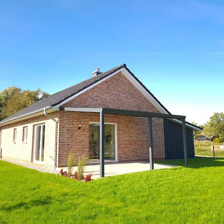 Haus Kuestenbrise - Urlaub Mit Hund An Der Kueste Mit Eigenen Garten, Sauna Und Gemuetlichen Kaminfeuer Schweiburg Esterno foto